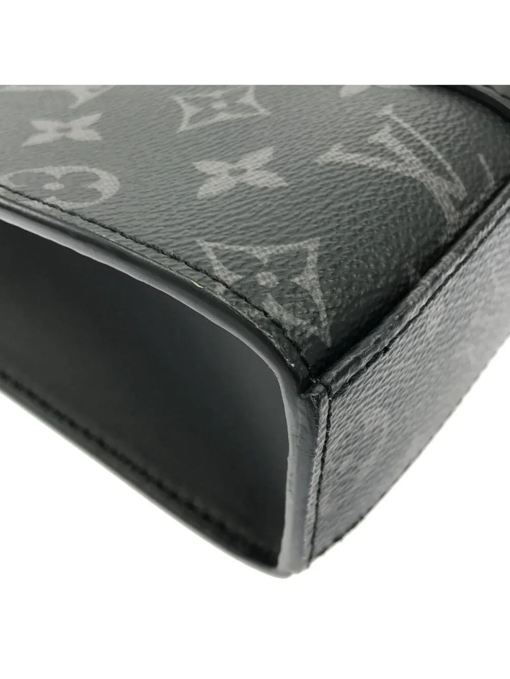 Louis Vuitton Monogram Eclipse Sac Plat Cross
